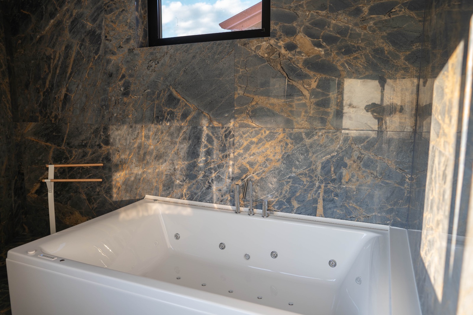 jacuzzi Montesinho ECO-RESORT gimonde Bragança